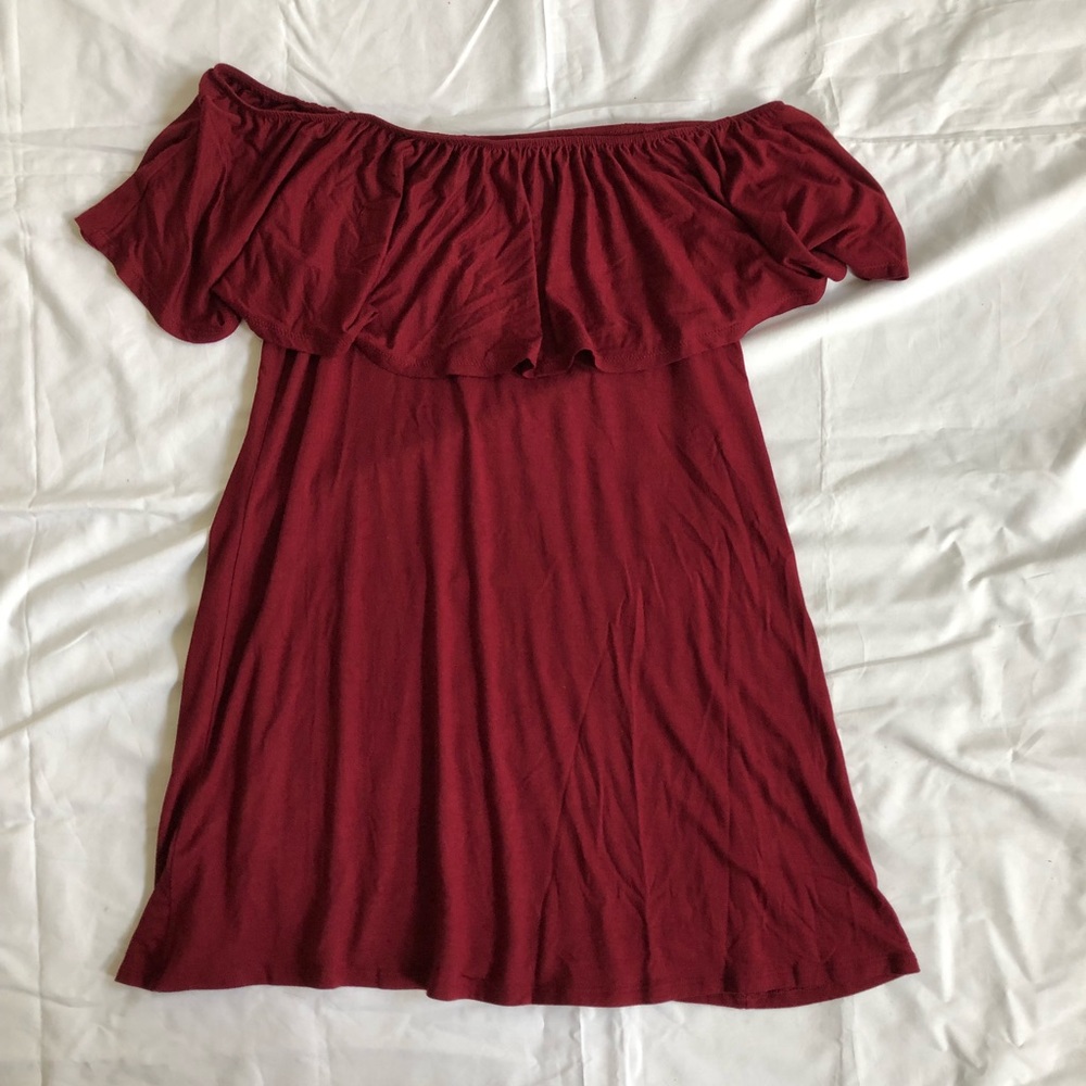 Off-the-shoulder Dress!